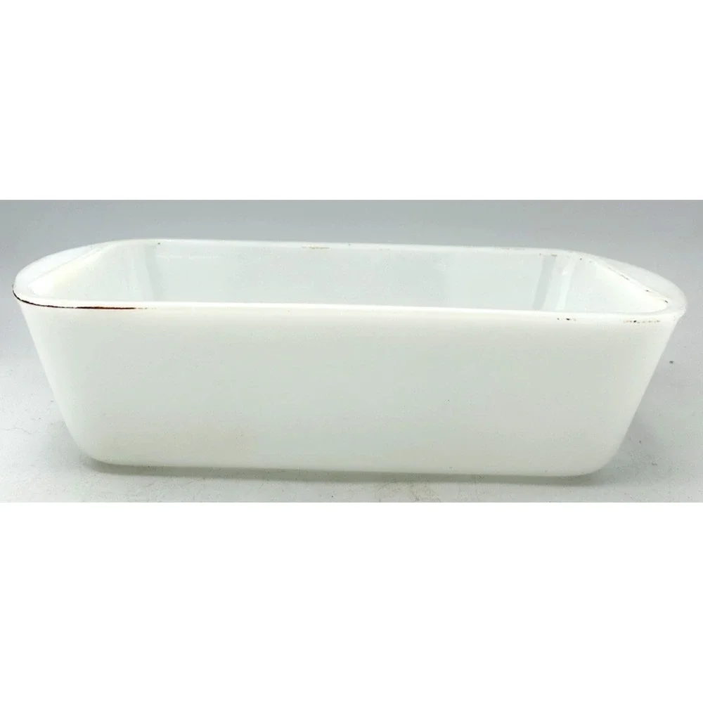 VTG GLASBAKE MILK GLASS 10